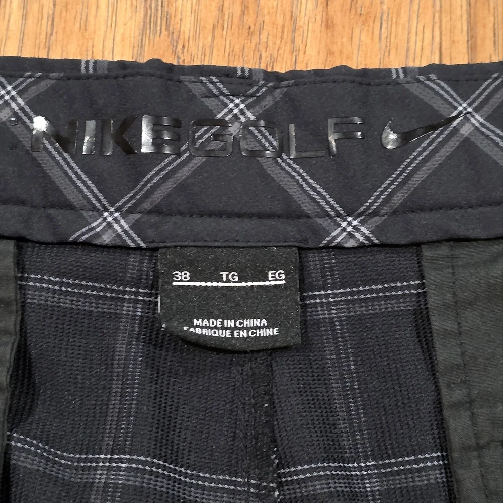 Nike Golf  Black Plaid Checkered LIghtweight Stretch Shorts Activewear Preppy.38